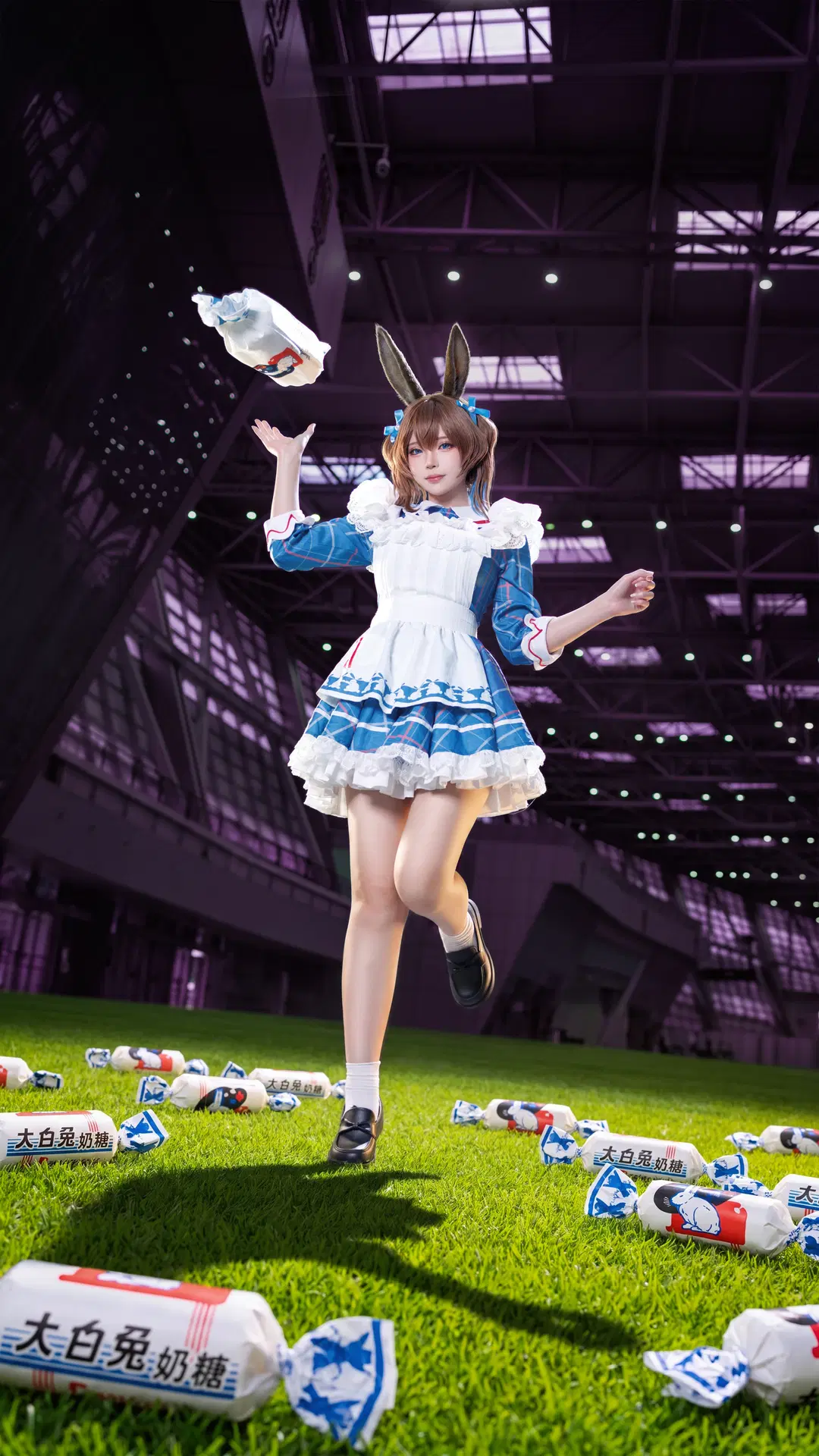 Anime-style photography, Convention photos, Maid outfit, Arknights, Amiya cosplay