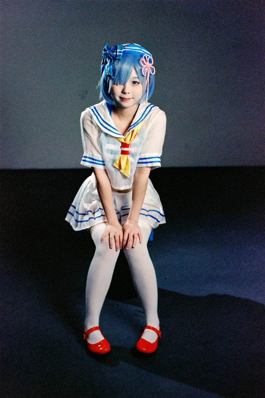 イベント写真, レム コスプレ, Re:ゼロから始める異世界生活, 白ストッキング, 期限切れフィルム - 4枚目