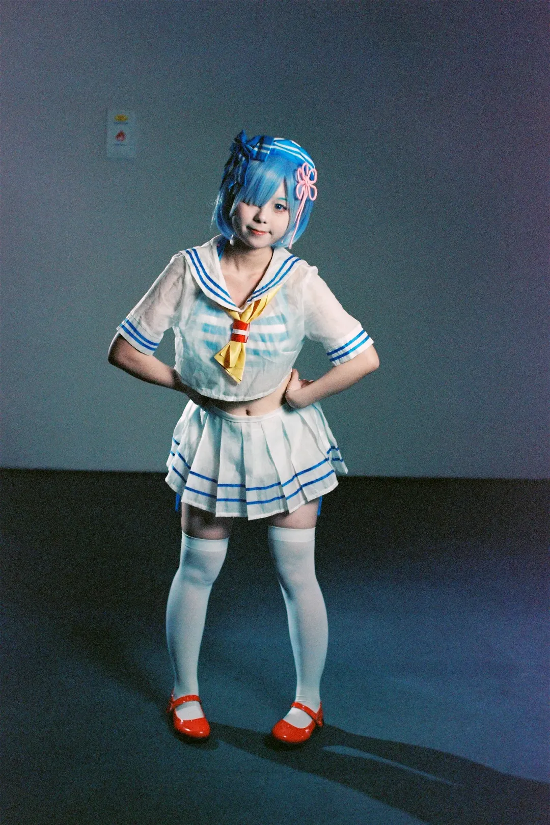 イベント写真, レム コスプレ, Re:ゼロから始める異世界生活, 白ストッキング, 期限切れフィルム - 6枚目