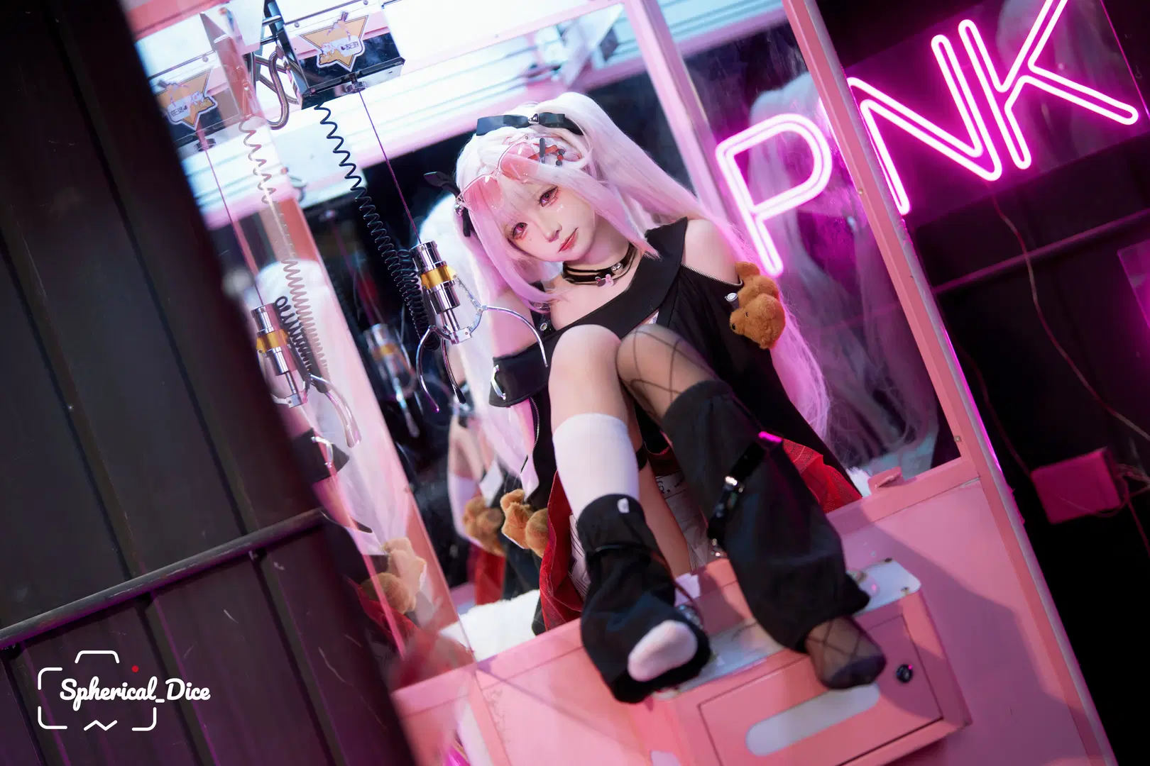 [Sparkle cosplay] Honkai: Star Rail Spark Sweet Dream Vibe: Cyber sweetheart under neon nightscapes by 圆形骰子 - Image 9