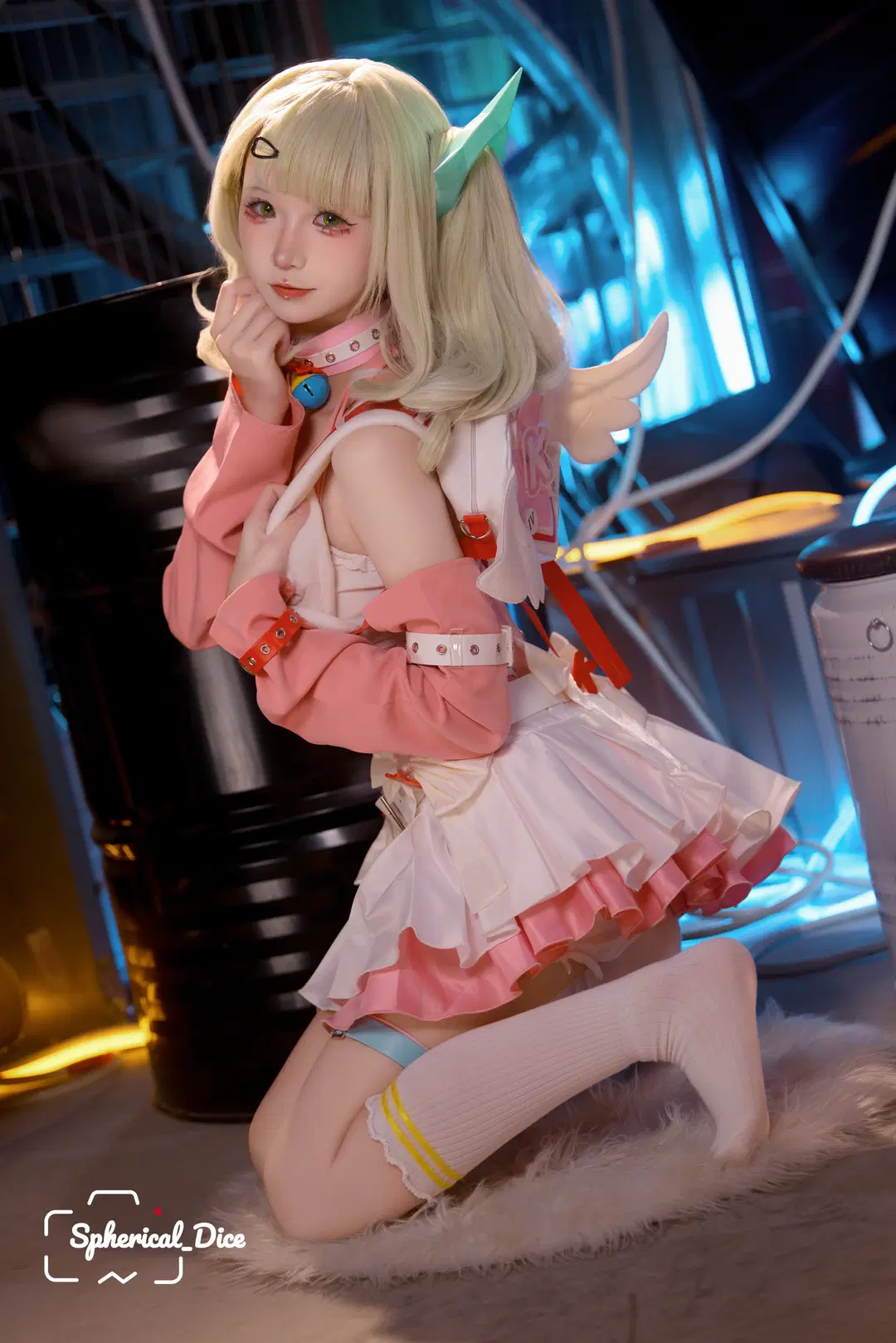 【千夏cos】绝区零妄想天使的炸鸡味闪亮营业 - 圆形骰子 - 第3张