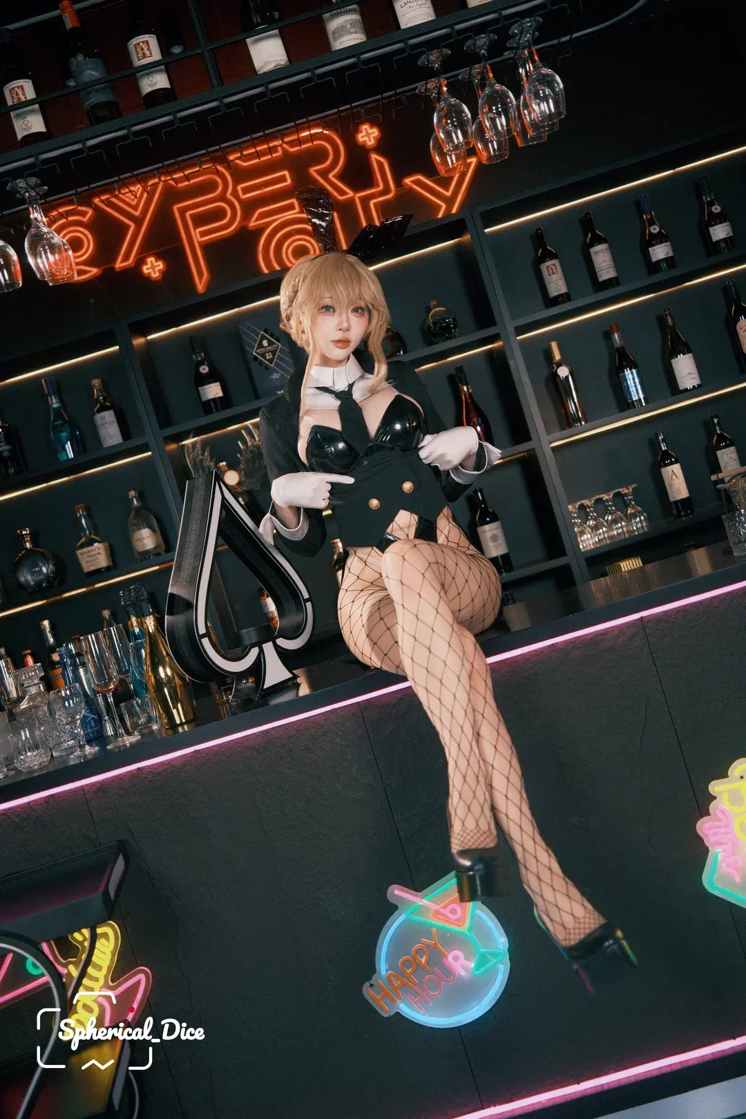 NIKKE胜利女神, 兔女郎cos, 爱德cos, 渔网袜, 酒吧人像摄影