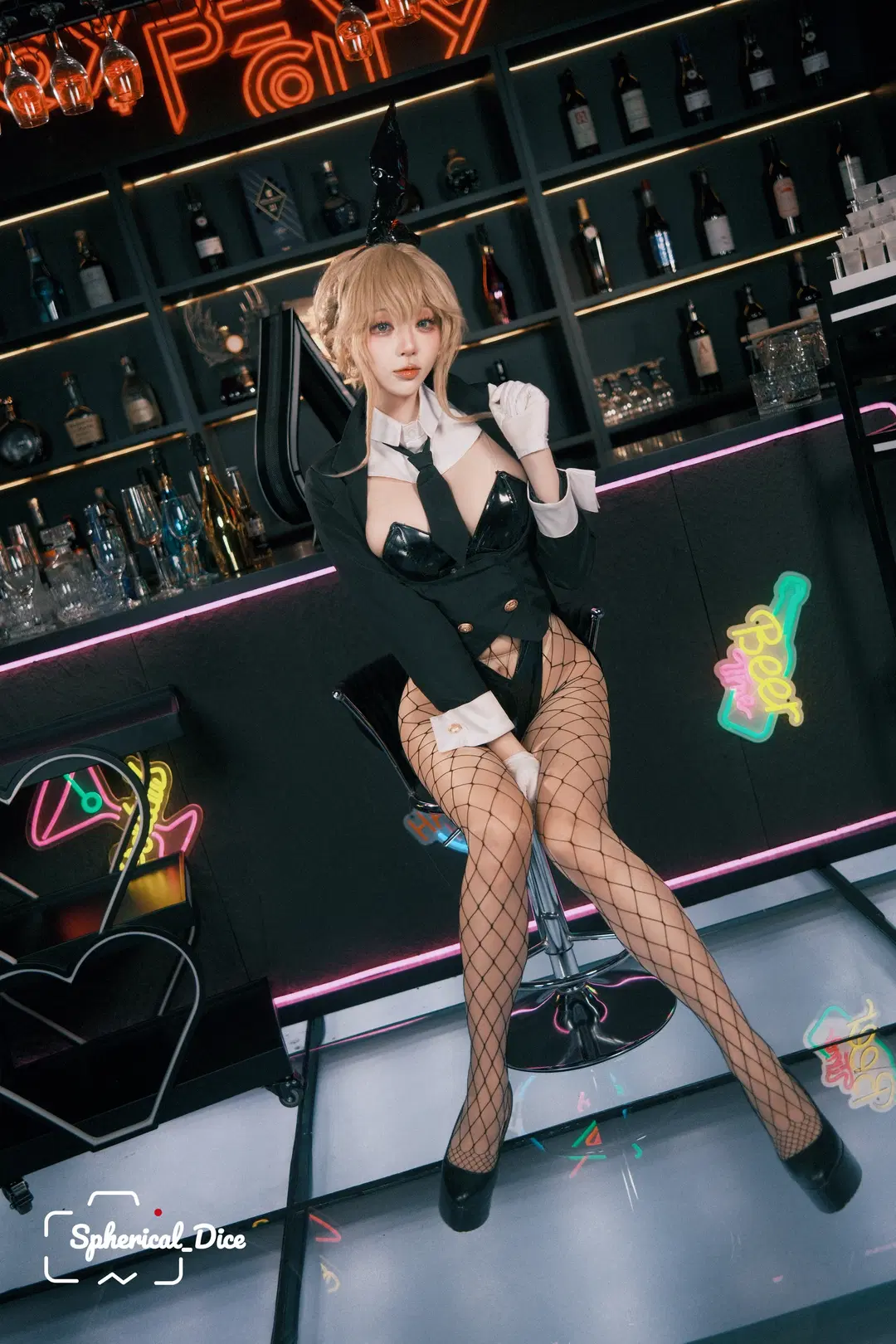 【爱德cos】NIKKE胜利女神特务兔女郎潜入之夜 - 圆形骰子 - 第3张