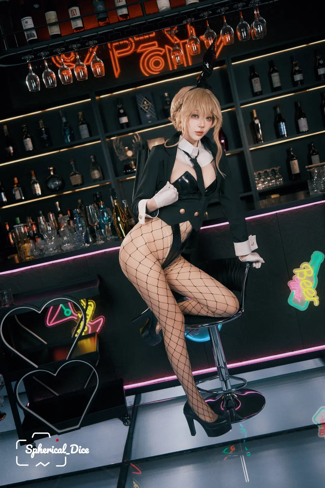 【爱德cos】NIKKE胜利女神特务兔女郎潜入之夜 - 圆形骰子 - 第4张