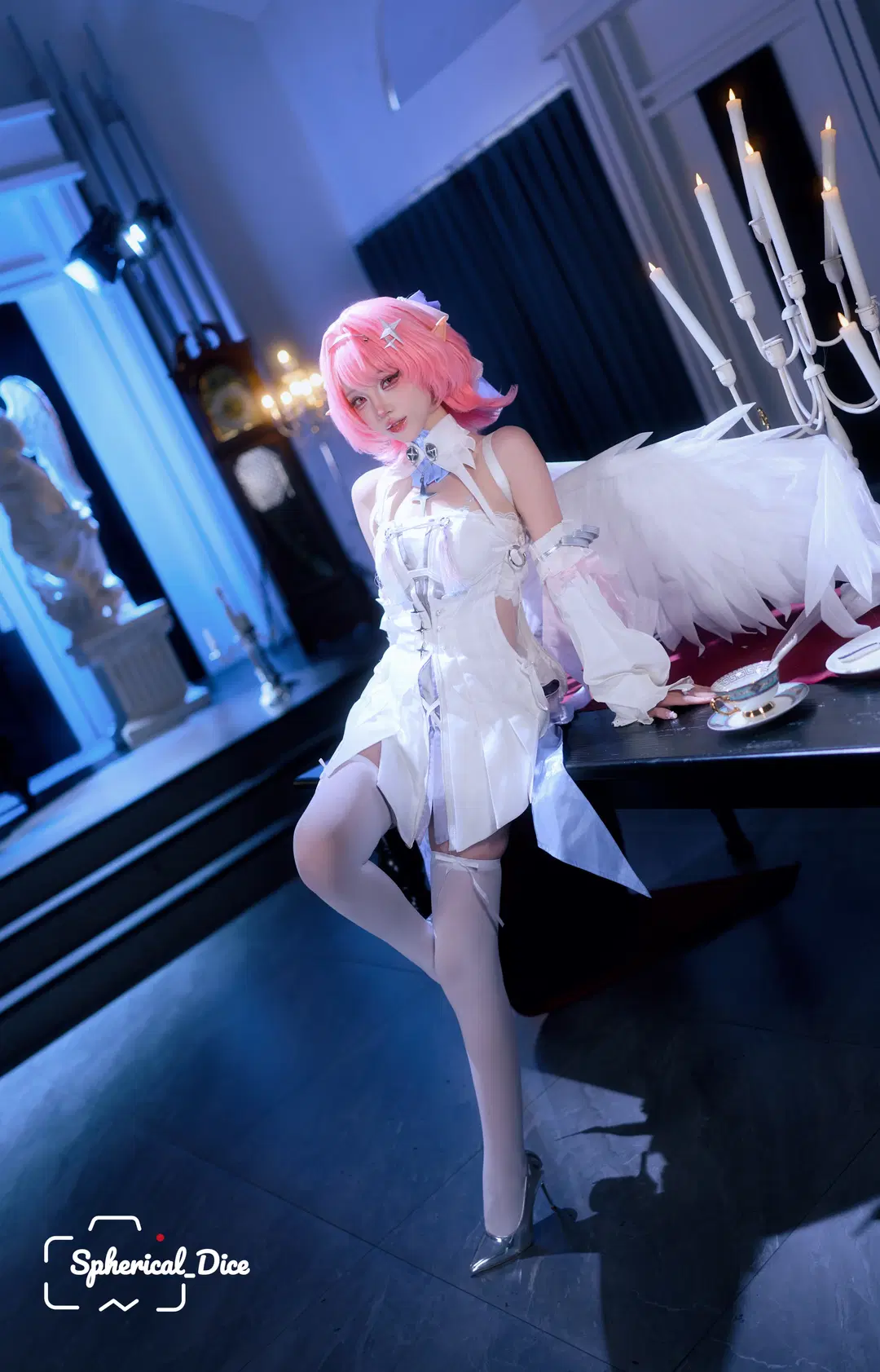 【Remielle cosplay】Zenless Zone Zero: Century-Long Reunion of the First Void Hunter by 圆形骰子 - Image 6