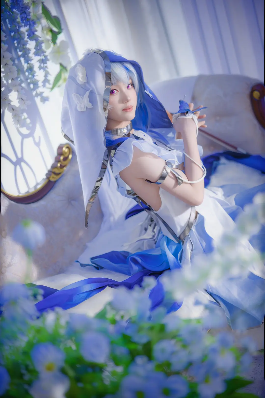 鳴潮, 守岸人cos, 二次元cos, 藍白系唯美攝影, 透明高跟 - 第1張