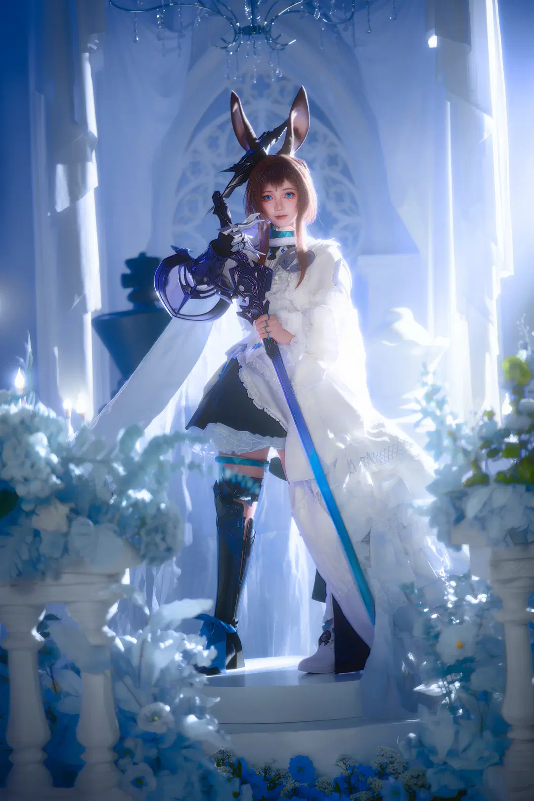 【阿米娅cos】明日方舟兔耳少女化身黑马骑士，白色圣殿里的幽蓝魔法 - 店长DD - 第4张