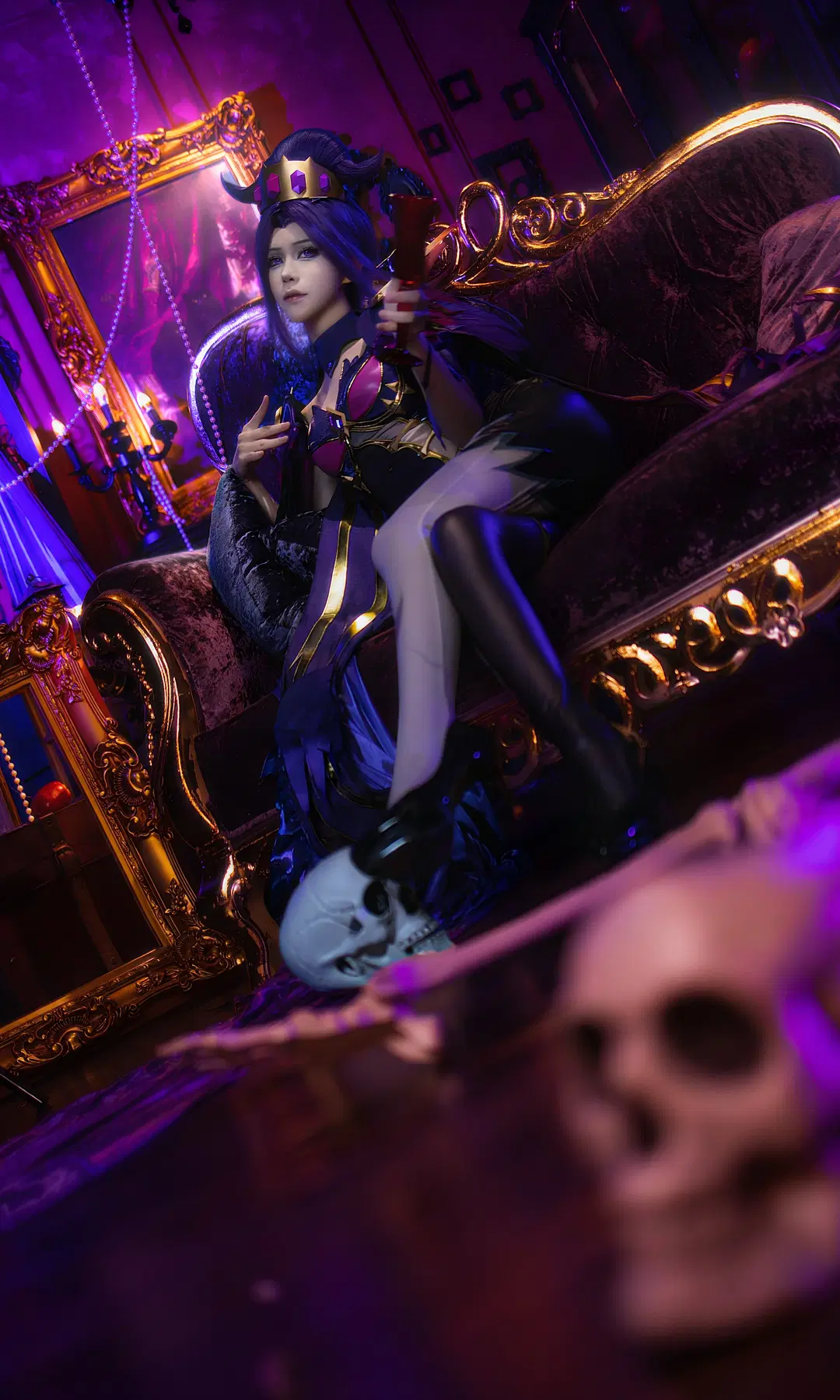 【Miyue cosplay】Honor of Kings Dark Queen Descends: A Gorgeous Collision of Wine Glass and Skull by 店长DD - Image 2