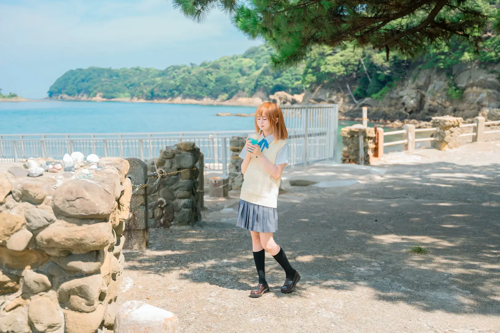 【Hirasawa Yui cosplay】K-ON!: Summer Streets & Seaside Candid Snapshots by 天枰君 - Image 3