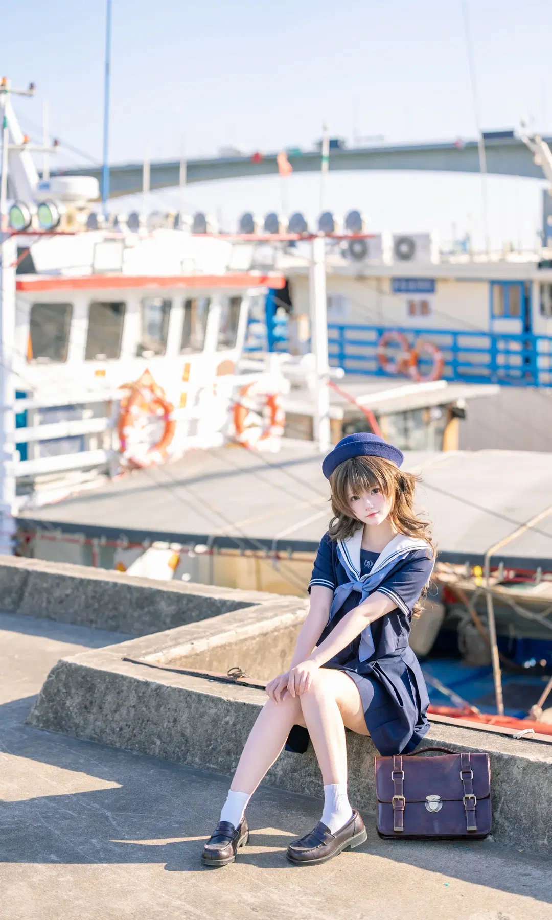 Sailor Suit Photoshoot at the Sunny Pier by 天枰君 - Image 2