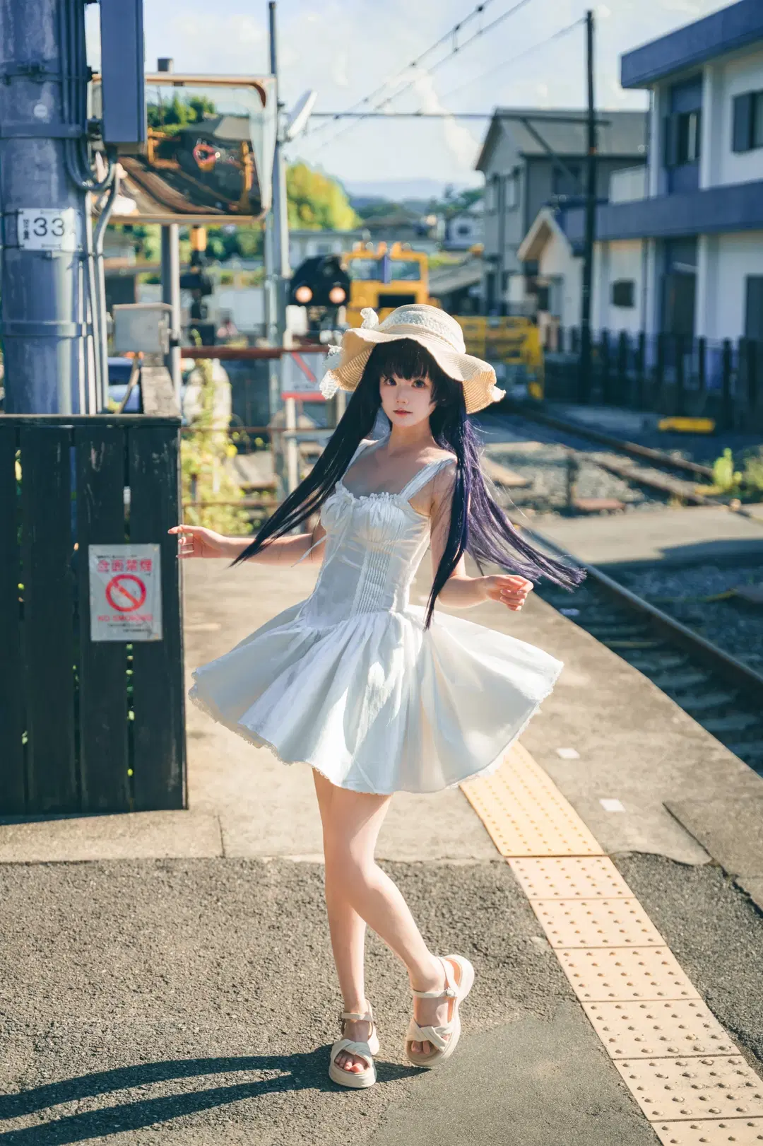 【五更瑠璃 コスプレ】たま電車に乗り込んで再現する『俺の妹がこんなに可愛いわけがない』黒猫 - 天枰君 - 7枚目