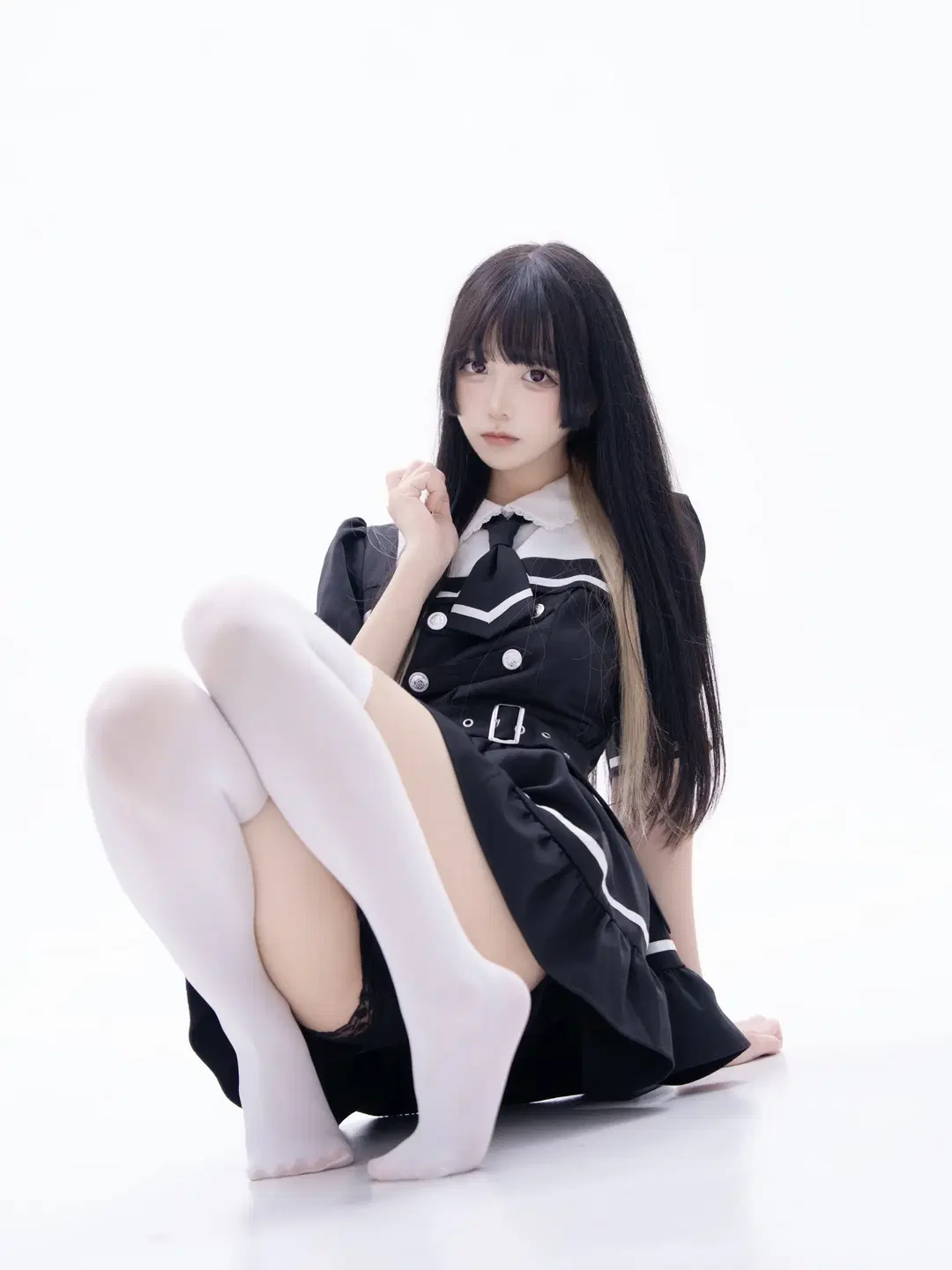 白ホリの光と影に佇む、白黒制服の少女 - 铁相 - 2枚目