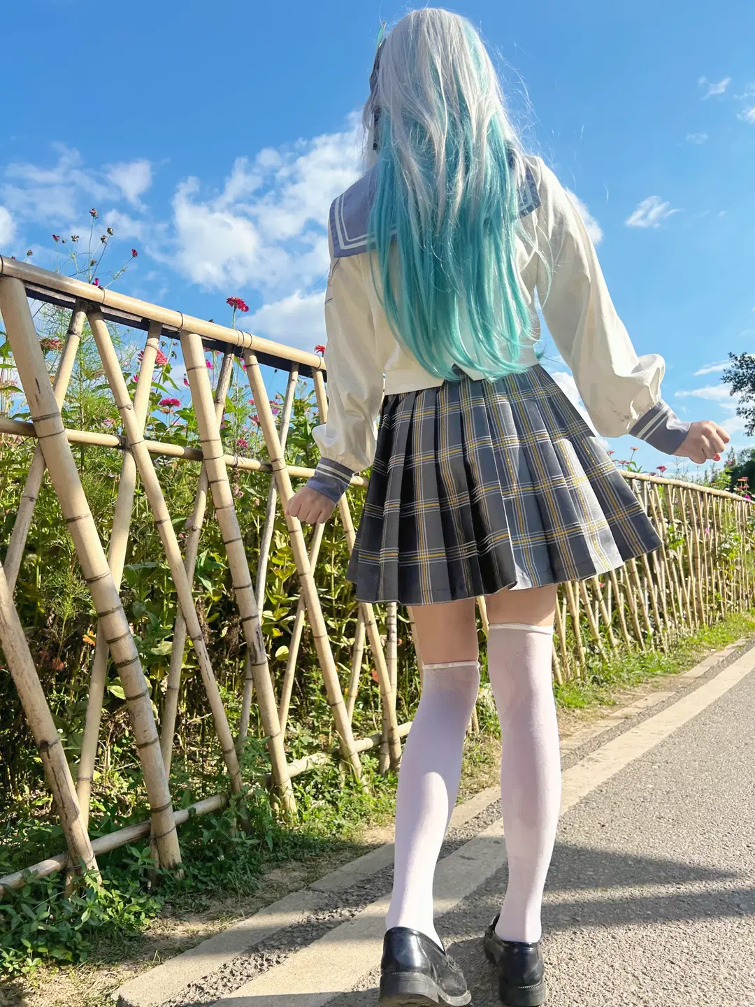 Honkai: Star Rail, Firefly cosplay, Sea of flowers photo shoot, White over-the-knee socks, Autumn outing
