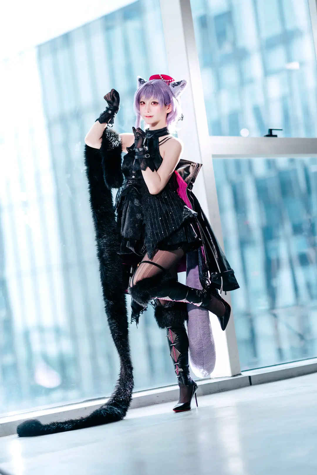 【祐天寺にゃむ コスプレ】ホタルACGエキスポに降臨した黒×ピンクのロックキャット：バンドリ！＆アヴェムジカ（黒ストッキング） - zbw-满满满满 - 5枚目