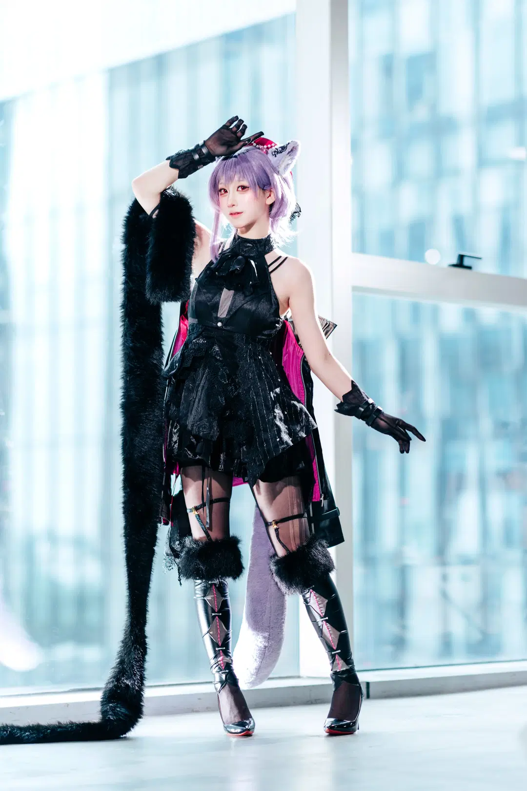 【祐天寺にゃむ コスプレ】ホタルACGエキスポに降臨した黒×ピンクのロックキャット：バンドリ！＆アヴェムジカ（黒ストッキング） - zbw-满满满满 - 6枚目