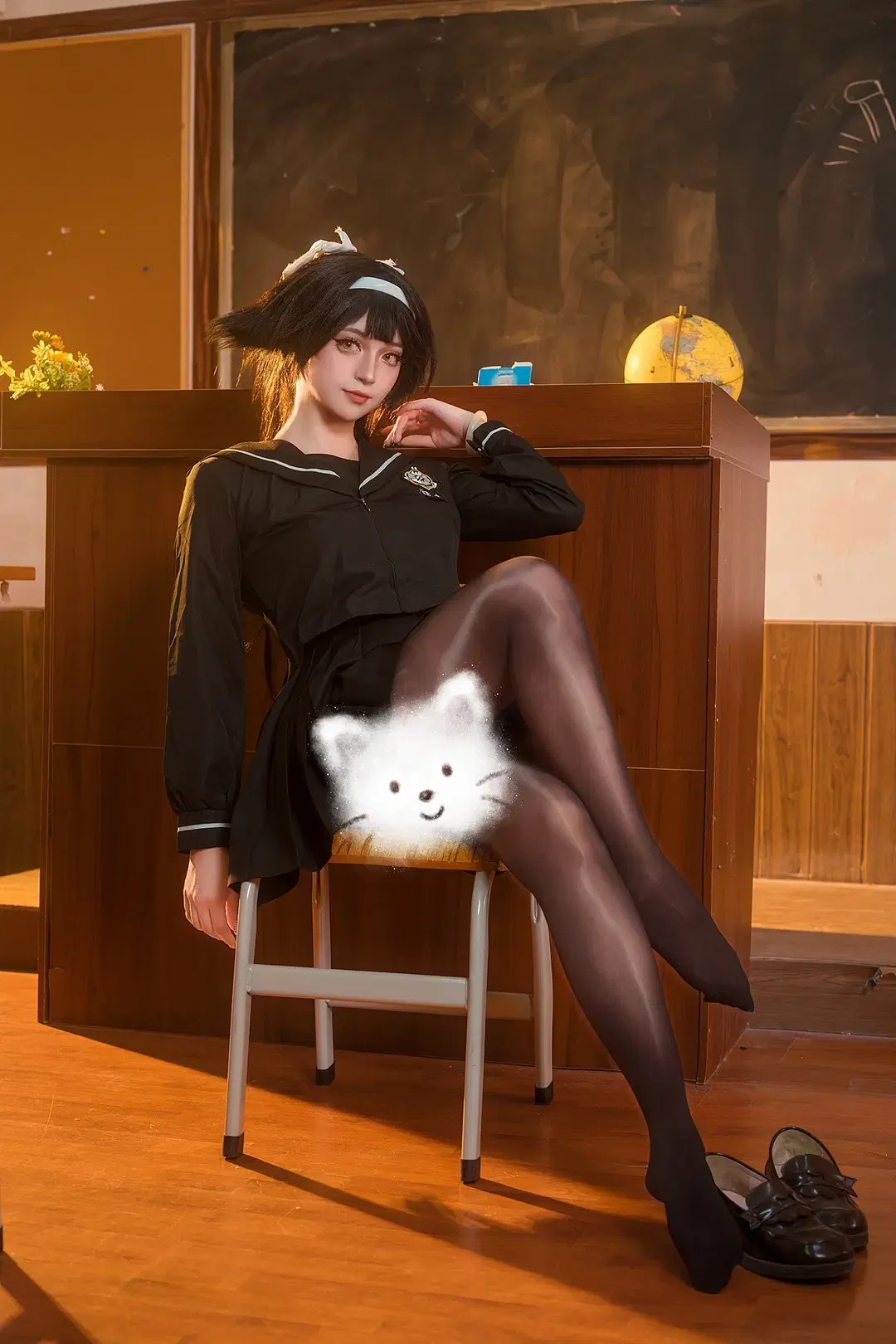 【高雄コスプレ】『アズールレーン』高雄のJK制服、教室を染める夕暮れの情緒 - 面团sama - 2枚目