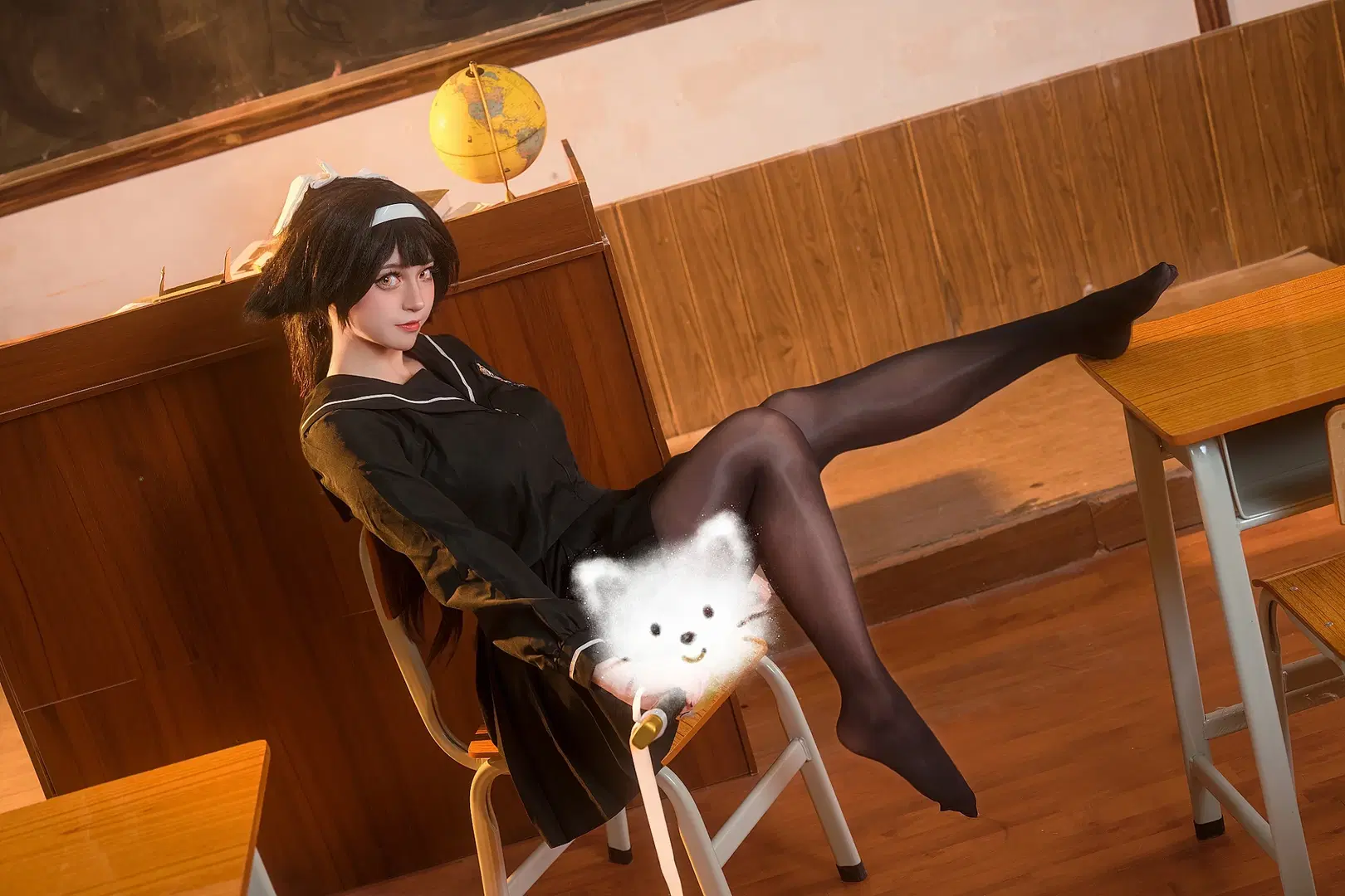 【高雄コスプレ】『アズールレーン』高雄のJK制服、教室を染める夕暮れの情緒 - 面团sama - 4枚目