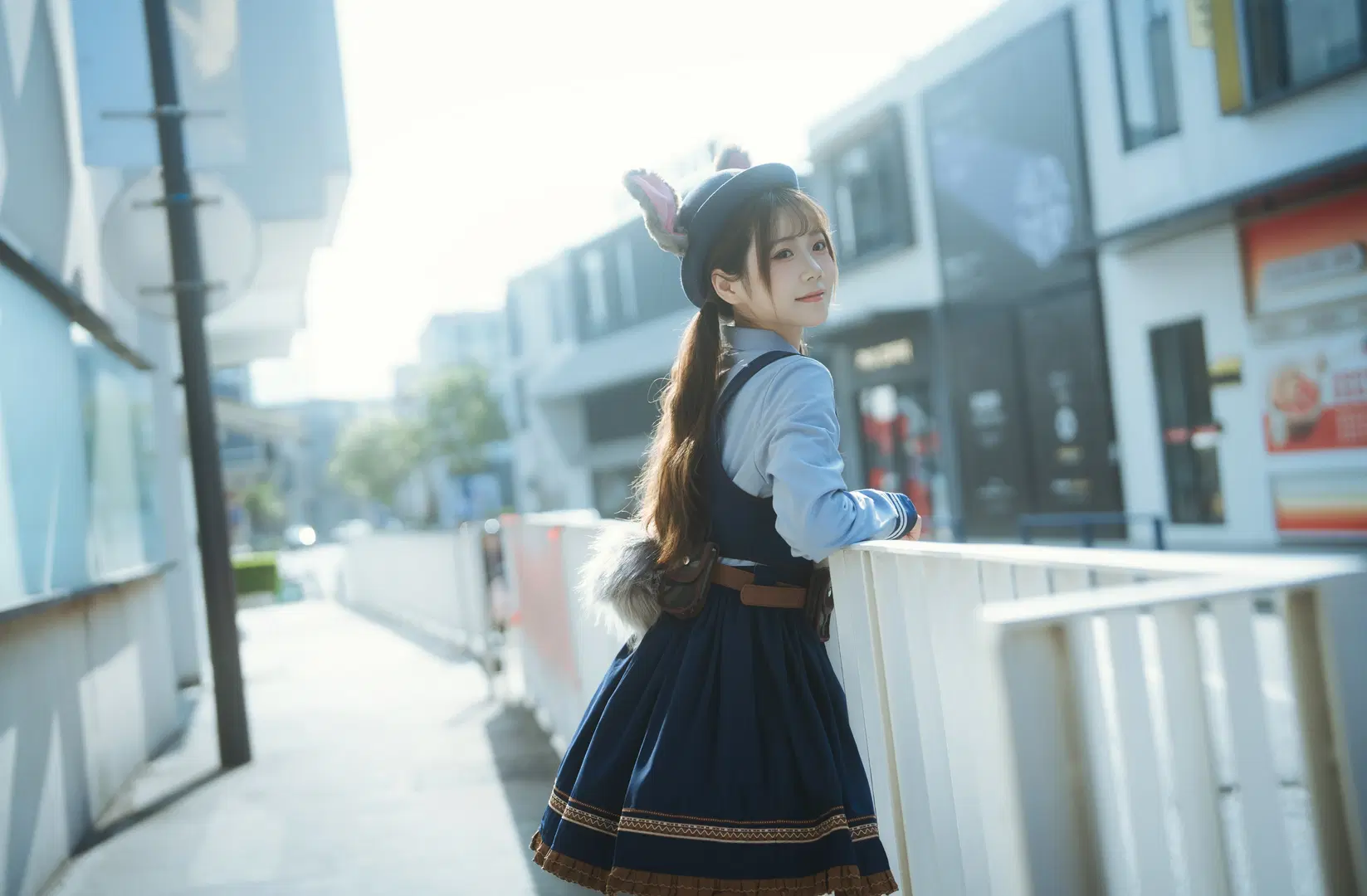 [Judy cosplay] Zootopia Bunny Cop Hits the Street: Snapping a Wild Judy on the Streets of Guangzhou by 小红帽 - Image 2