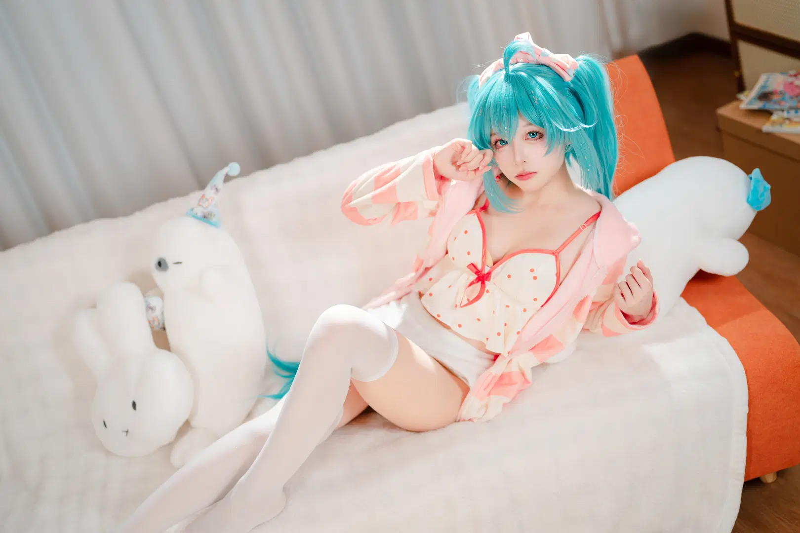 【初音未來cos】居家休息日的青藍色雙馬尾日常 - 小红帽 - 第2張
