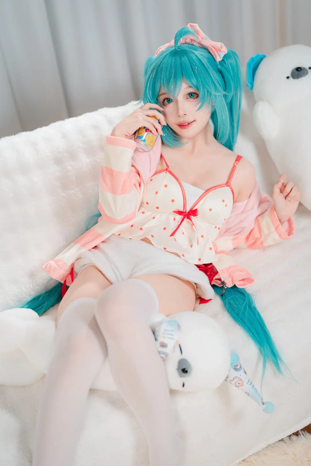 【初音未來cos】居家休息日的青藍色雙馬尾日常 - 小红帽 - 第5張