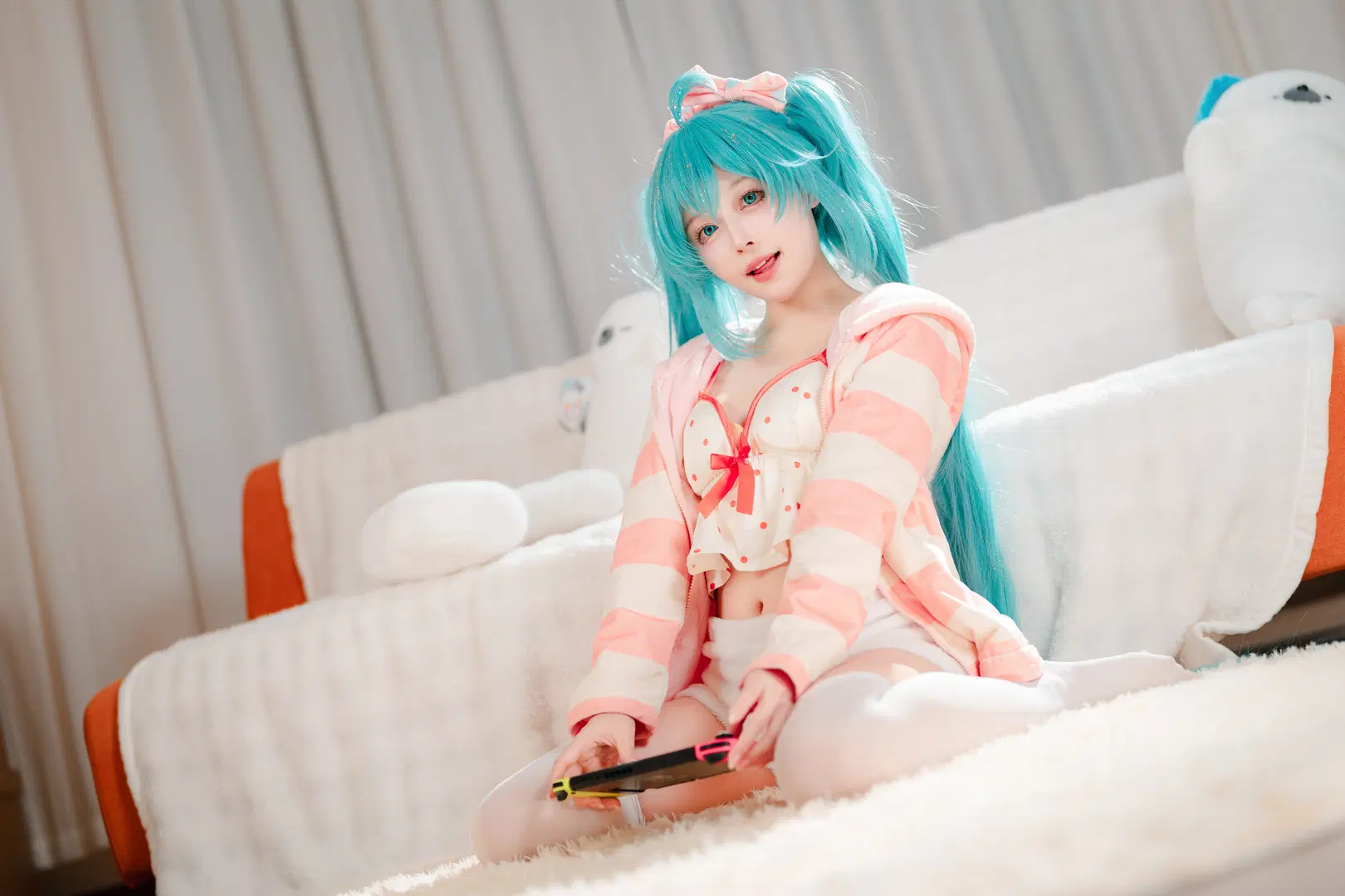 【初音未來cos】居家休息日的青藍色雙馬尾日常 - 小红帽 - 第6張