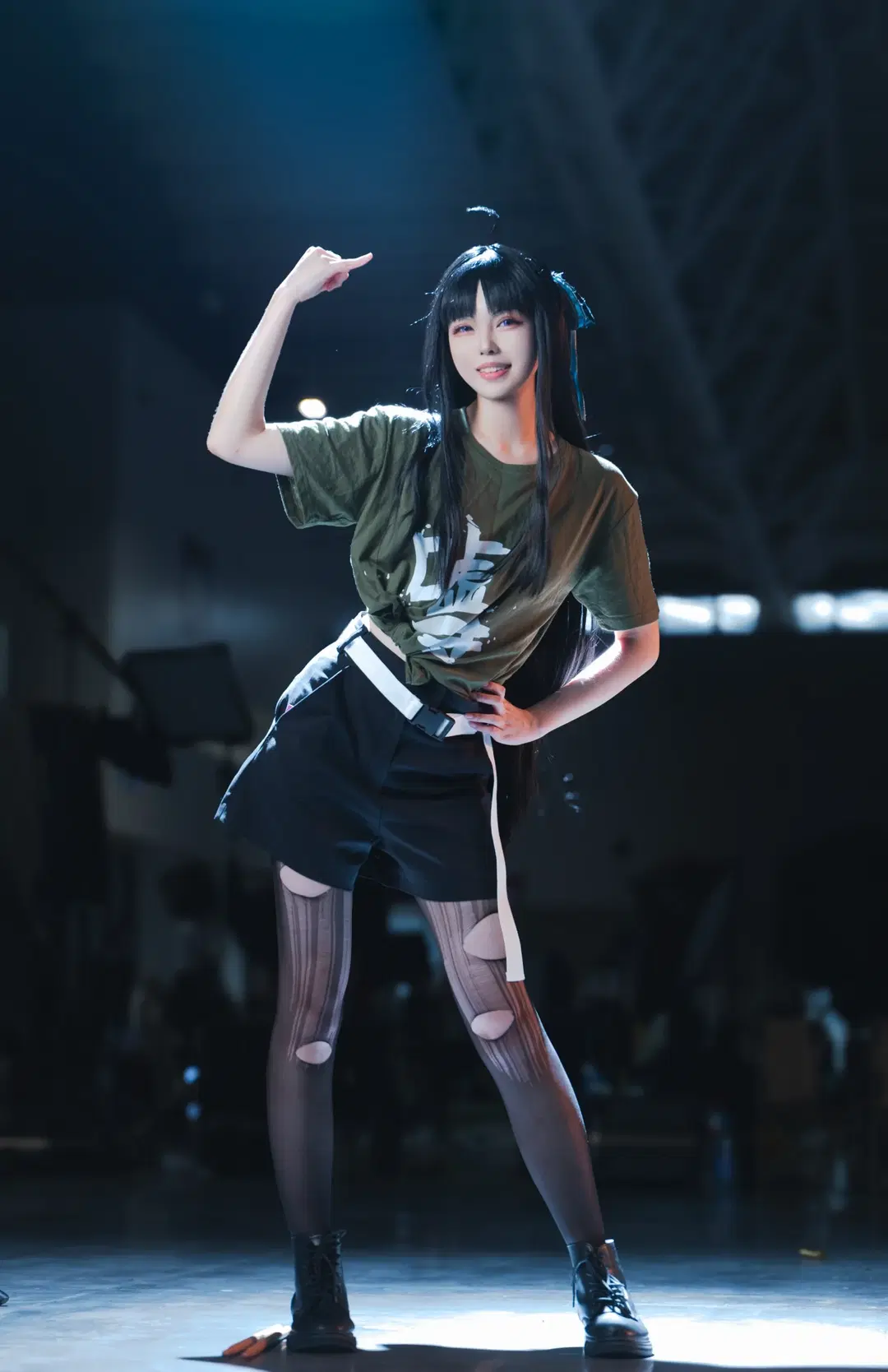 cosplay妆容分享, 舞缇娜cos, 淡妆cos, 破洞黑丝, 神态演绎