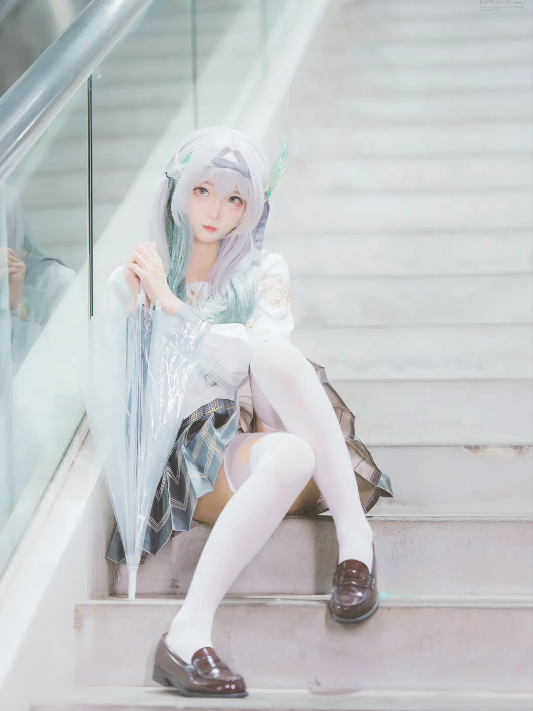 【ホタル コスプレ】『崩壊：スターレイル』雨の夜の写真撮影：制服が織りなす静謐なロマンス（ストッキング＆二次元コスプレ） - 阿宏 - 4枚目