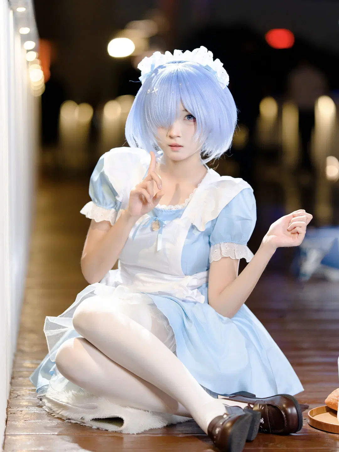 【レム コスプレ】青白のメイド服と夜の遊歩道を渡る微風（夜景ポートレート・二次元コスプレ） - 阿宏 - 5枚目