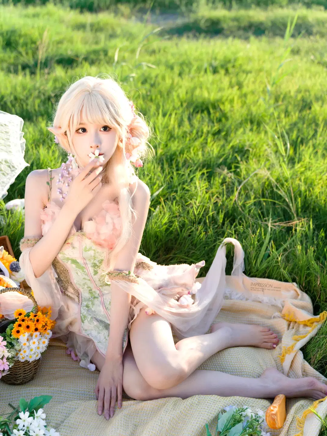 【エルフ コスプレ】森の妖精になる一日：芝生の上で春のピクニックへ - 阿宏 - 6枚目