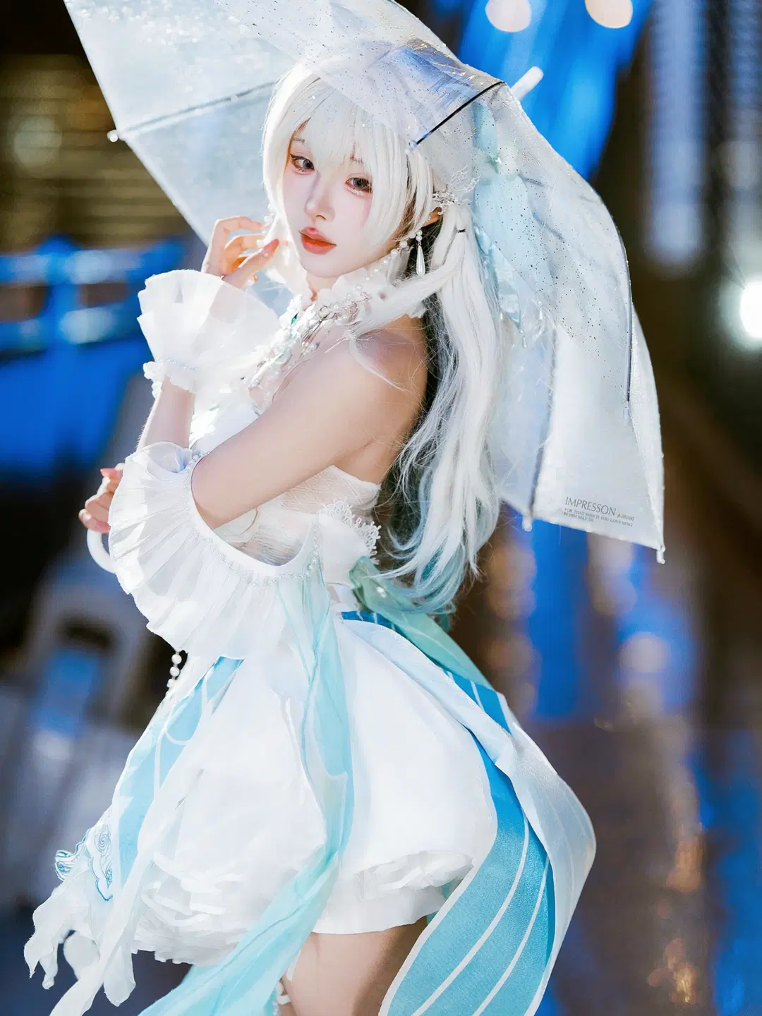 【流萤cos】雨夜流光下的崩坏星穹铁道白蓝幻梦 - 阿宏 - 第4张