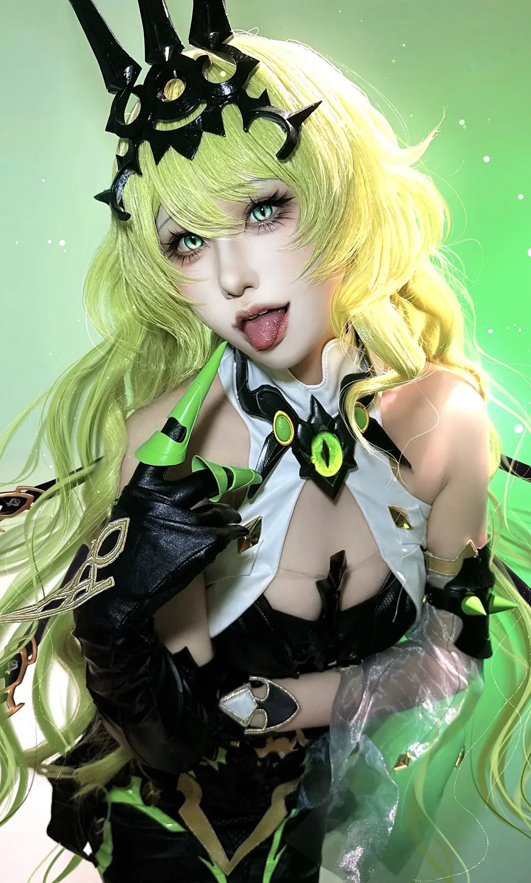 Honkai Impact 3rd, Anime cosplay, Mobius cosplay, Green colored contact lenses, Mobius
