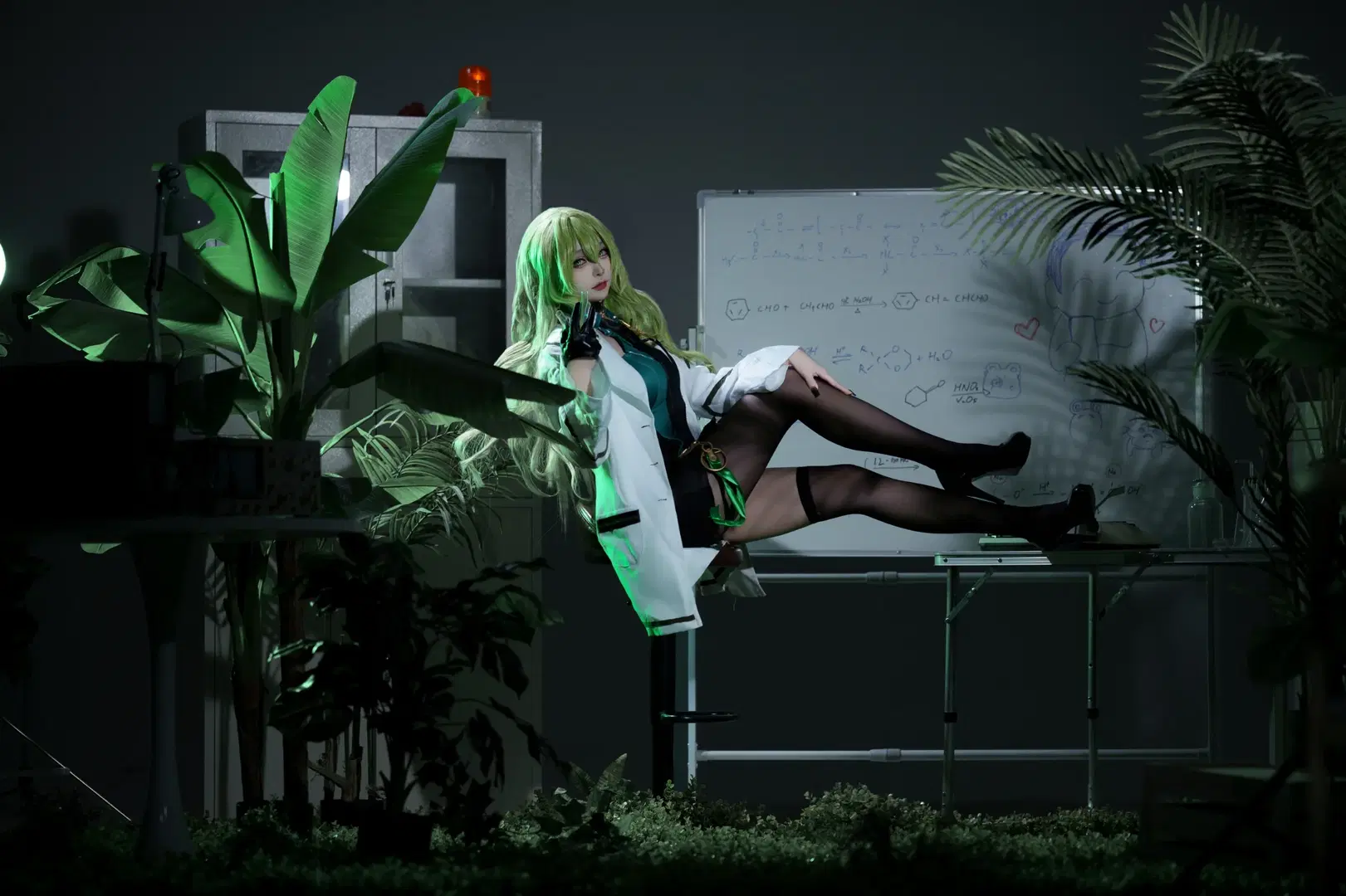 【メビウスコスプレ】『崩壊 3rd』の実験室、今回は私が掌握する - 芷雪睡不醒 - 5枚目