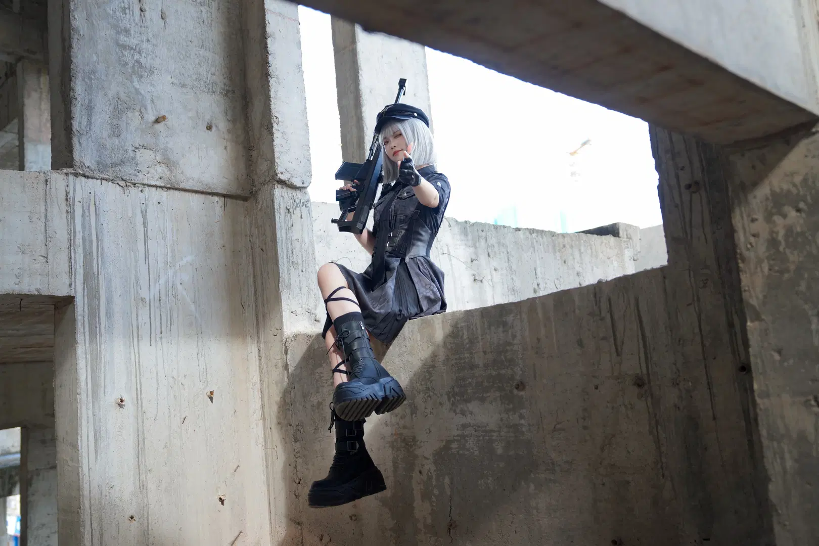 廃墟のミリタリーロリータ少女暴君 タクティカル銃構えポーズ参考シェア - 洛城雪Yuki - 13枚目