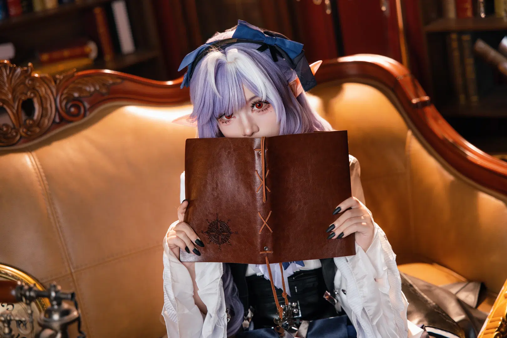 [Vivian cosplay] Vintage Light and Shadow Hidden Within Ancient Pages by 茫零00 - Image 2