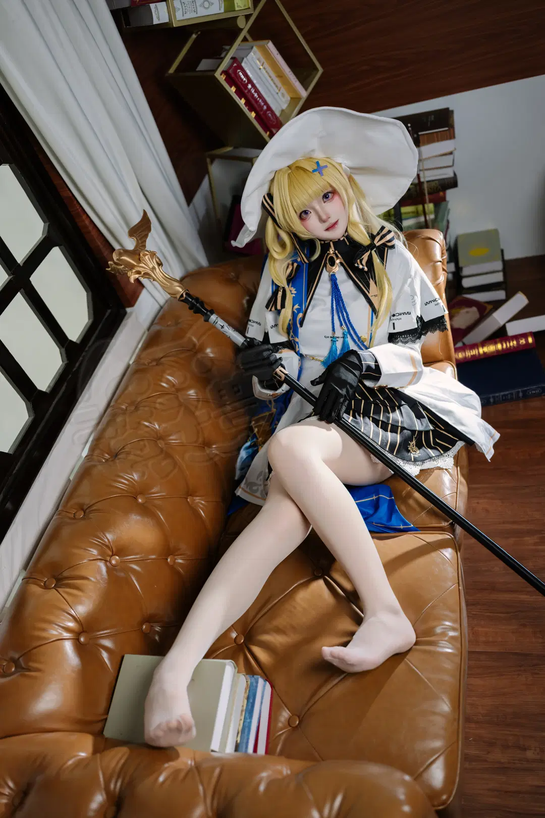 菲比cos, 鸣潮, 二次元cosplay, 鸣潮创作激励, 光腿