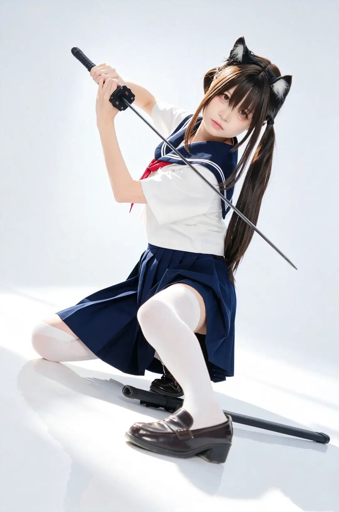 【JK制服写真】白ホリに映える猫耳二刀流：甘辛ギャップ全開のバトル少女 - 手可摘星辰 - 17枚目