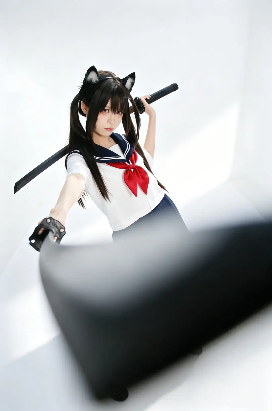 【JK制服写真】白ホリに映える猫耳二刀流：甘辛ギャップ全開のバトル少女 - 手可摘星辰 - 2枚目