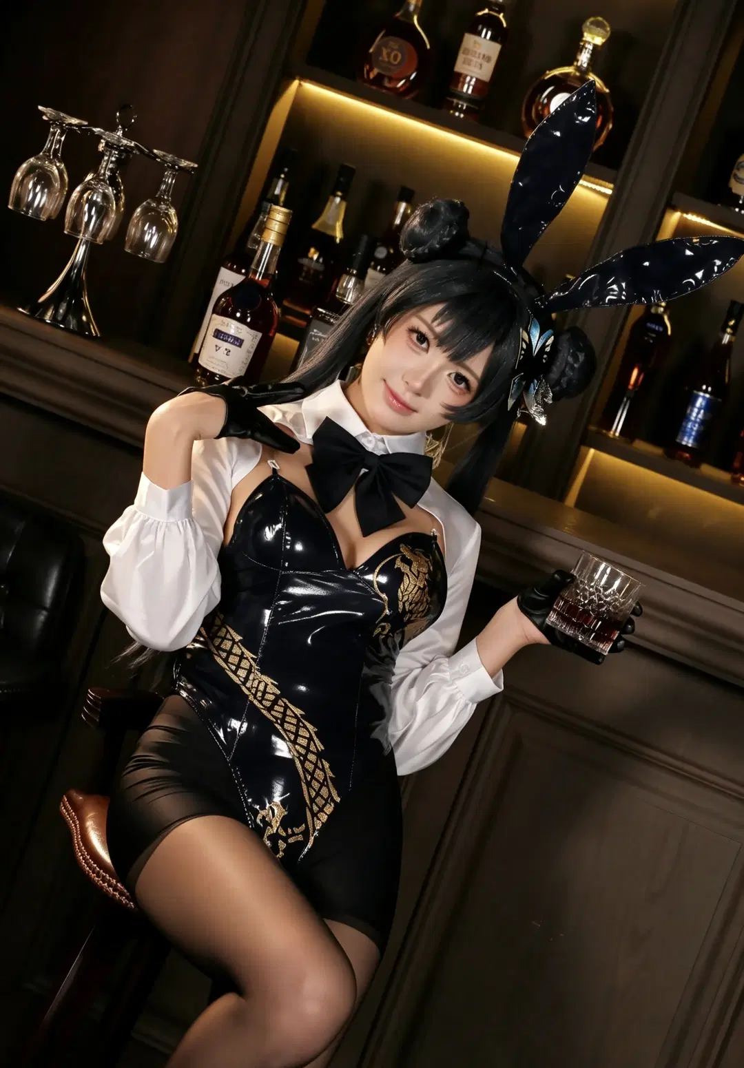 【龍華妃咲cos】蔚藍檔案國風兔女郎酒吧暗調拍攝 - 手可摘星辰 - 第10張