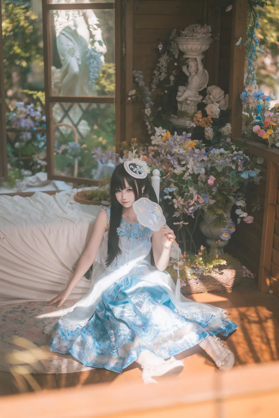 花房里的汉洋折衷少女写真 - 叽叽叽蓝 - 第5张