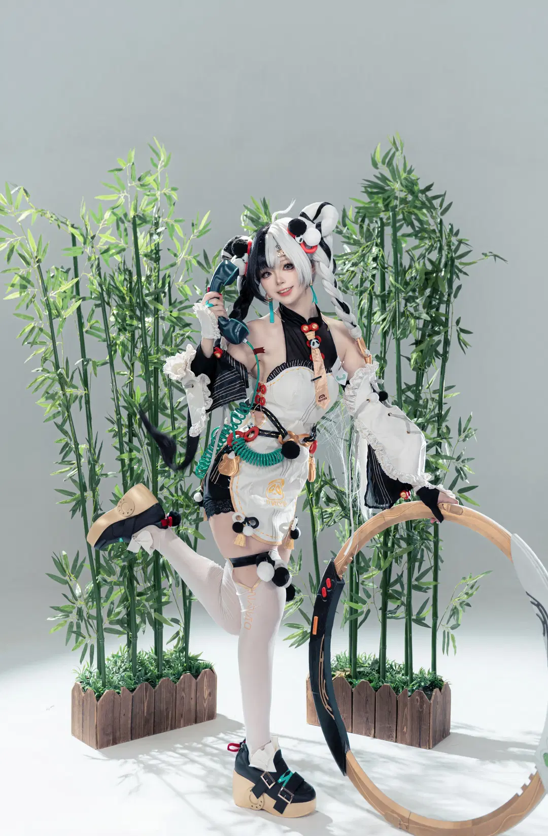 【ダイアリンコスプレ】『ゼンレスゾーンゼロ』中華娘スタイルと巨大リングプロップ - 吃土少女阿萨喵 - 2枚目