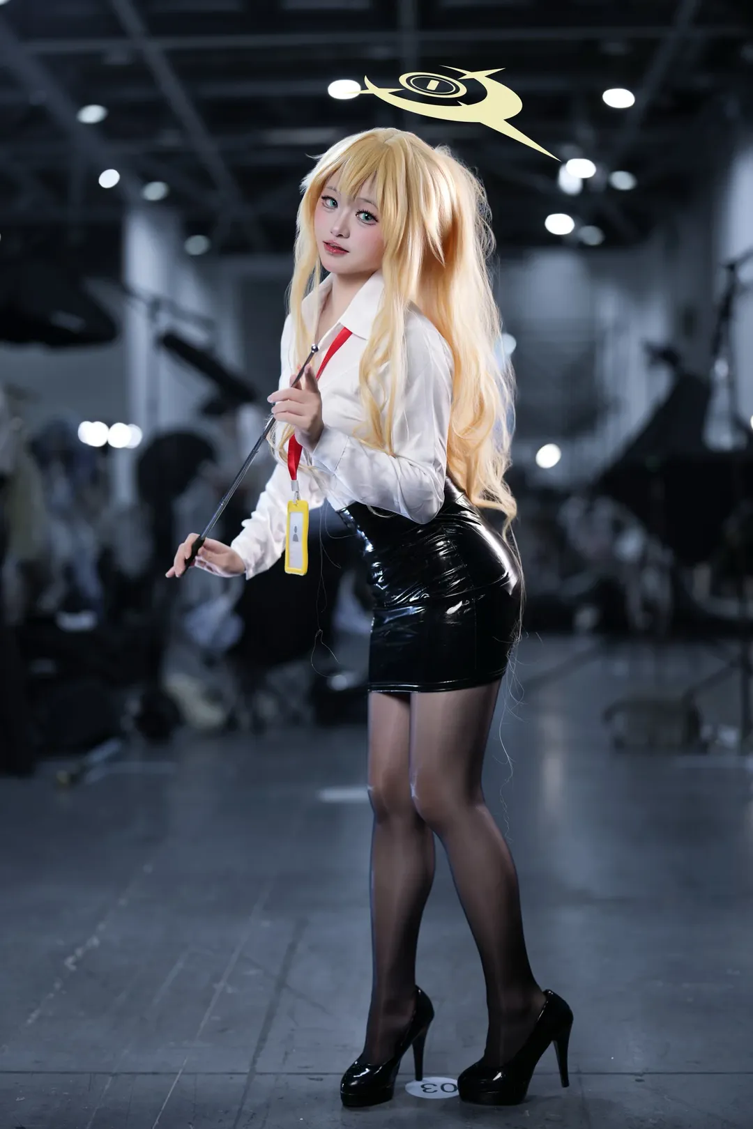 cosplay, 碧蓝档案, 笑面教授cos, 双马尾, 黑丝高跟鞋 - 第4张