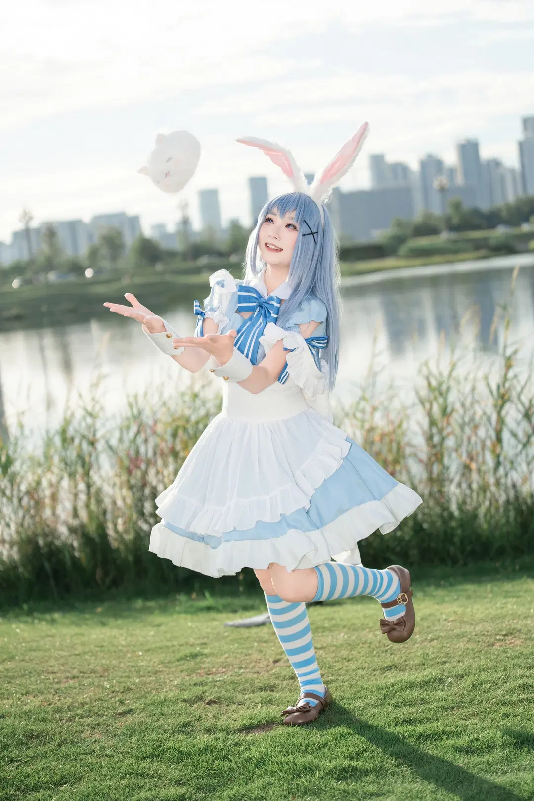 [Kafū Chino cosplay] Is the Order a Rabbit? Alice style and the Giant Spoon by 喵蛋poi - Image 7