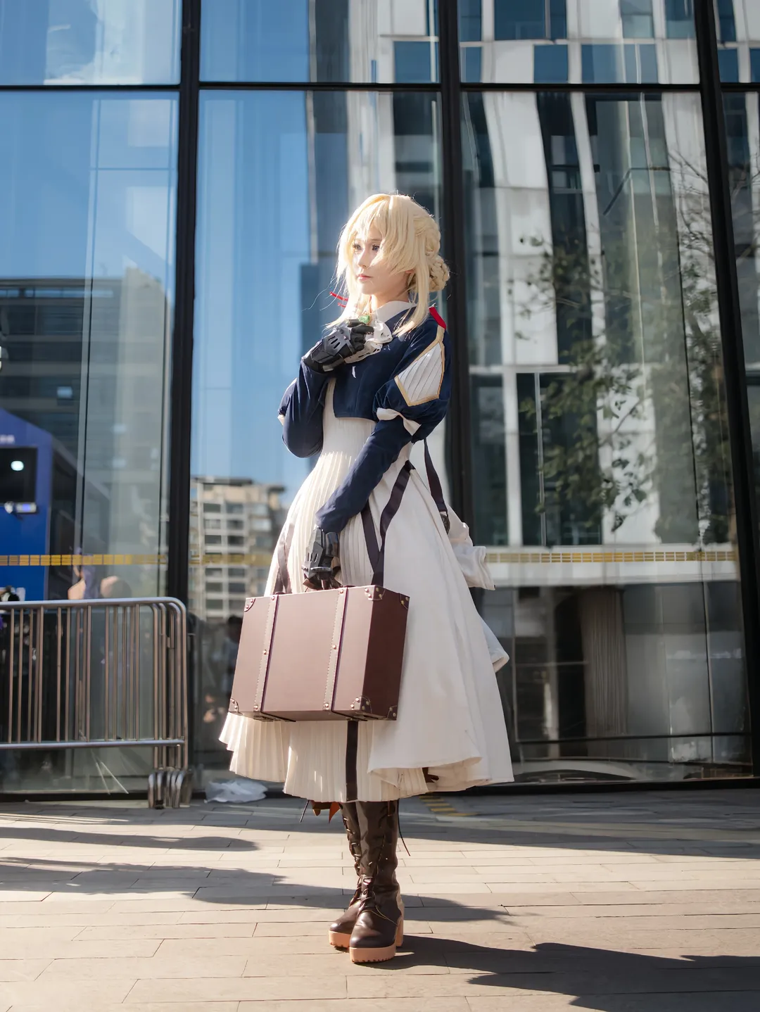 cosplay, 萤火虫漫展, 漫展场照, 复古洋装, 紫罗兰永恒花园cos - 第2张