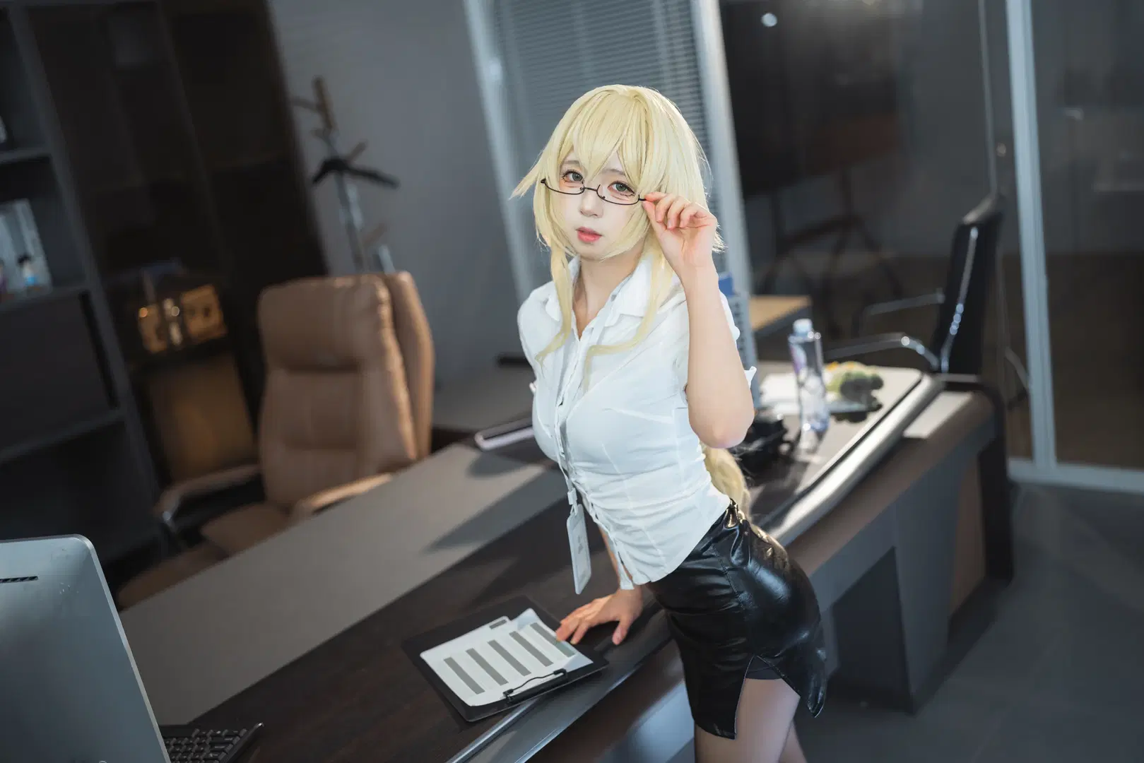 工位被霸占？那就把办公室变成专属写真棚 - 吶魄罗 - 第7张