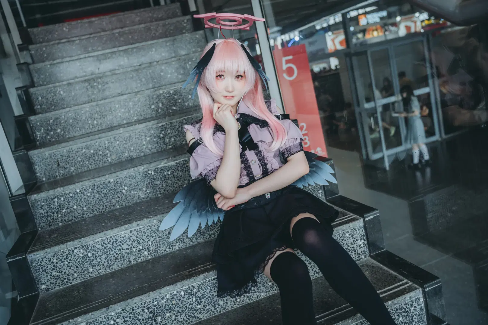【下江コハル コスプレ】『ブルーアーカイブ』チャイナジョイ2026階段ロケ撮影記録 - 吶魄罗 - 9枚目
