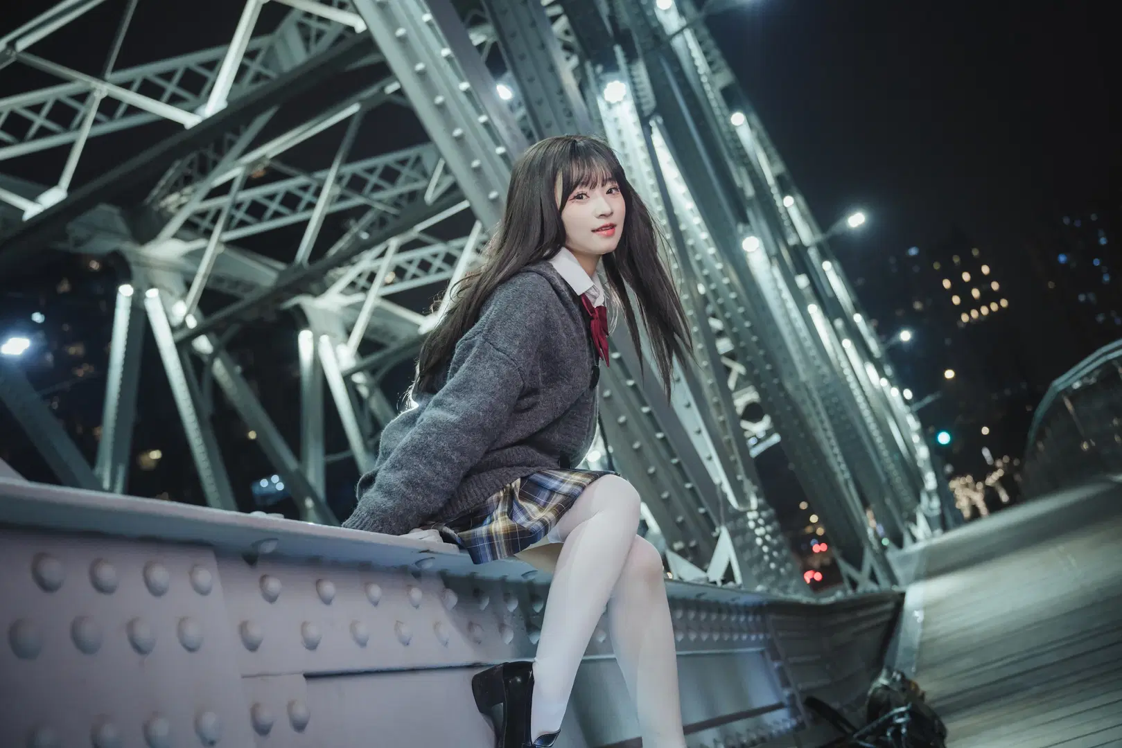 Night Portrait in JK Outfit: Quiet Moments Weaving Across Zhejiang Road Bridge by 吶魄罗 - Image 13