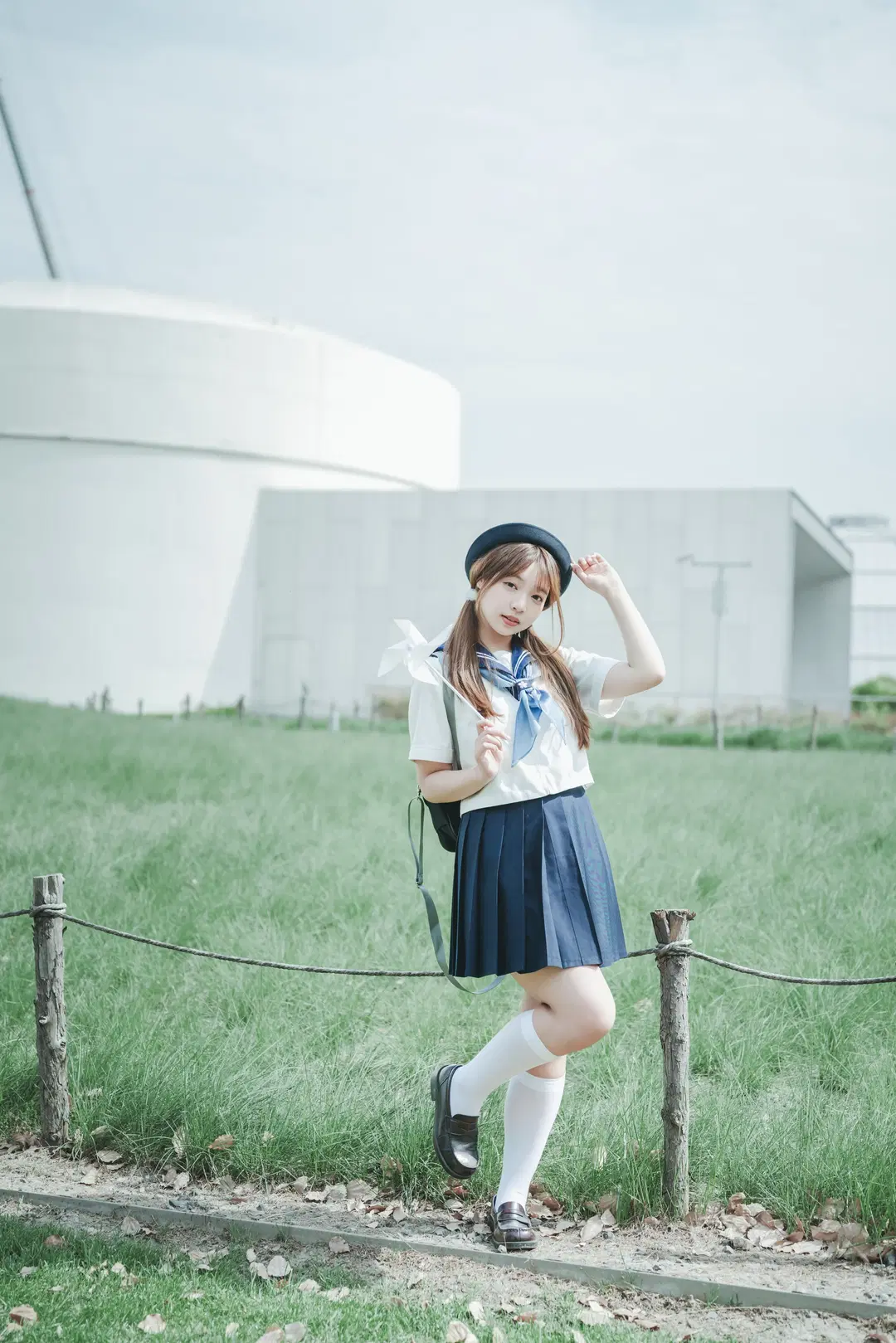 サマーフィルム 草原で紡ぐJK制服ポートレート - 吶魄罗 - 3枚目