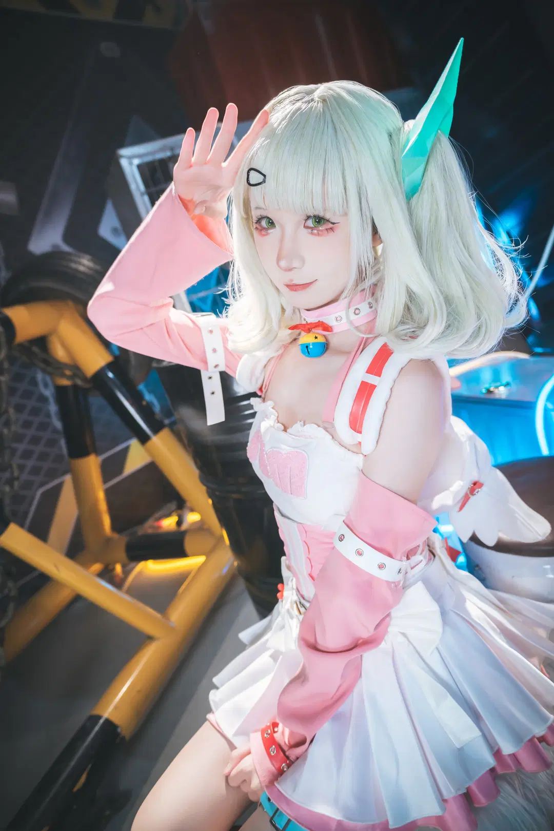 [Sunna cosplay] Zenless Zone Zero Angels of Delusion Little Cake in an industrial setting by 吶魄罗 - Image 7