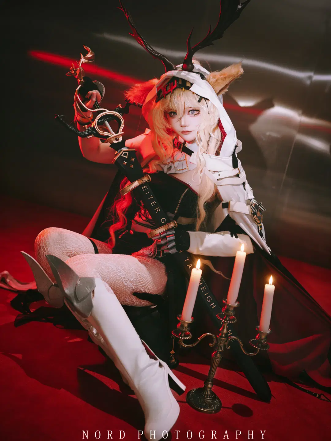 漫展场照, 明日方舟, 薇薇安娜cos, 白丝cos, 烛骑士