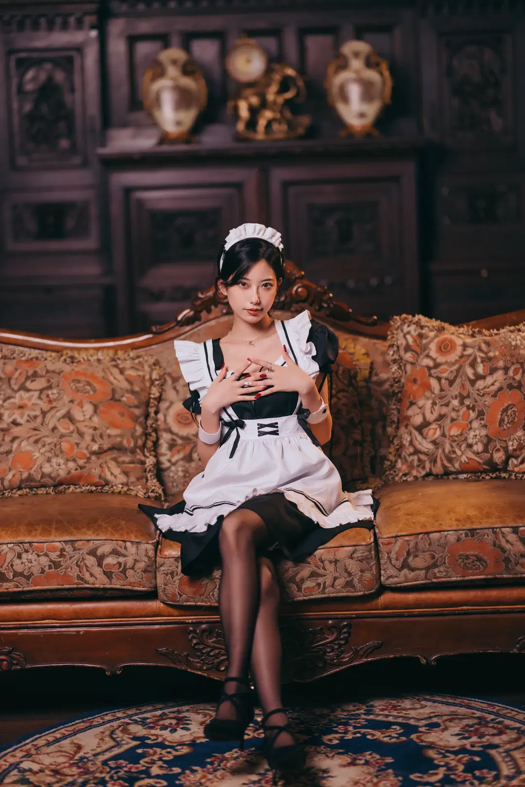 クラシック洋館に佇む白黒メイド服、撮影会の日常を記録する屋内ポートレート - 小蓝同学摄影会 - 11枚目